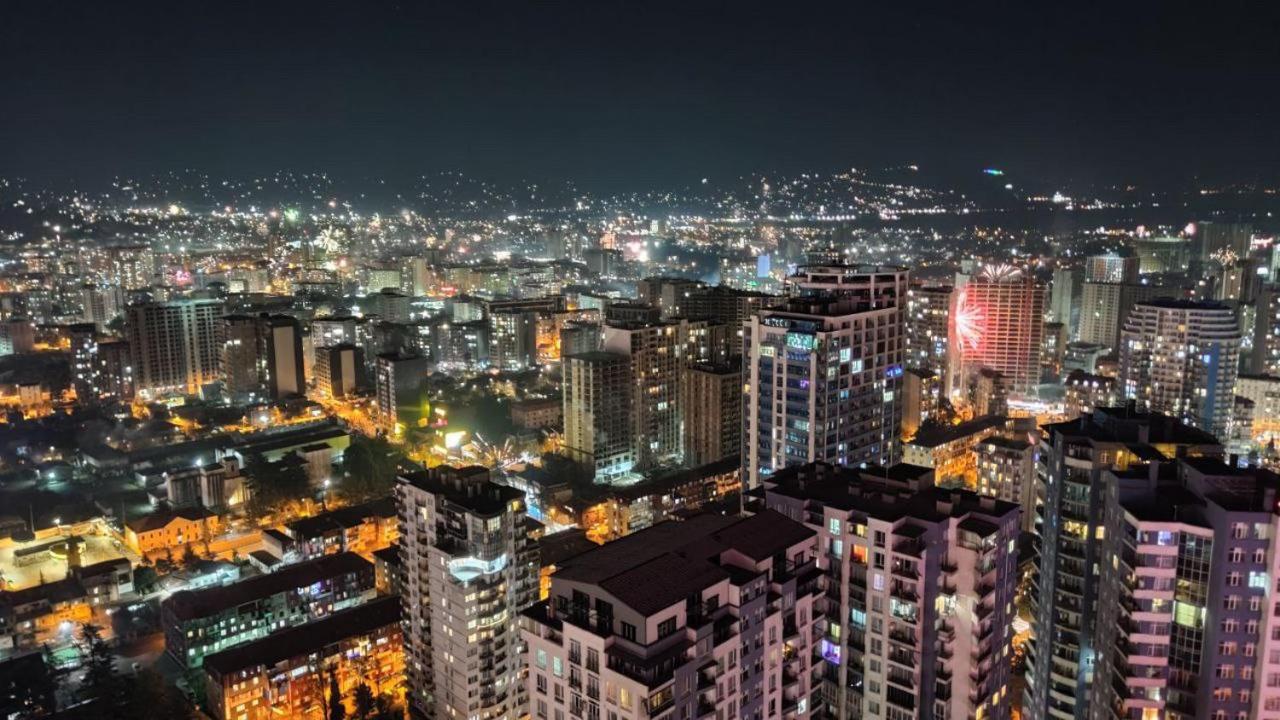 Orbi City 45 Floor Батуми Экстерьер фото